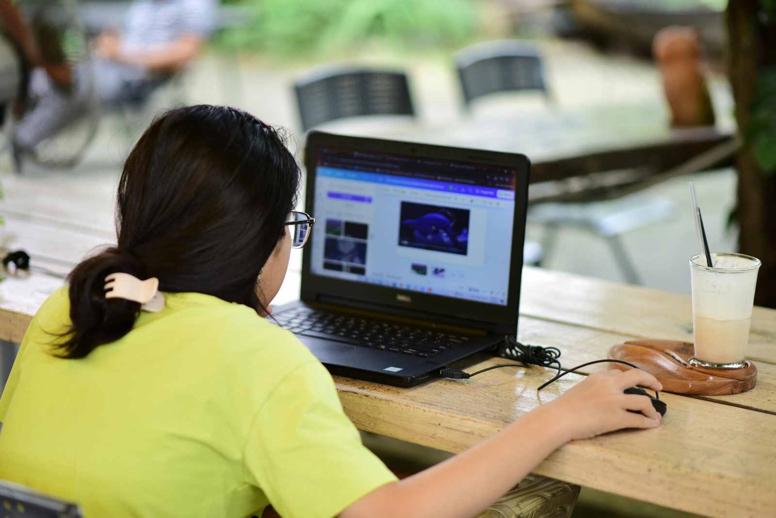 Myths vs. Reality Making Money Online in Pakistan Sounds Like a Dream, Right